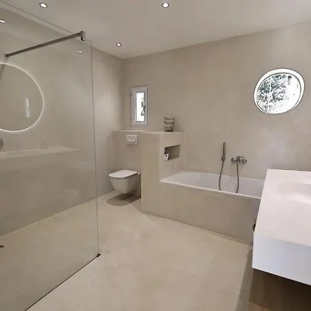 Villa Luma, 3 Avec Piscine Chauffée Figari (Corsica)