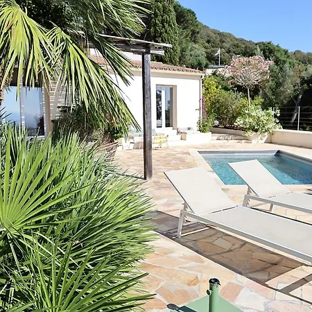 Vila Luma, 3 Avec Piscine Chauffee Figari (Corsica)