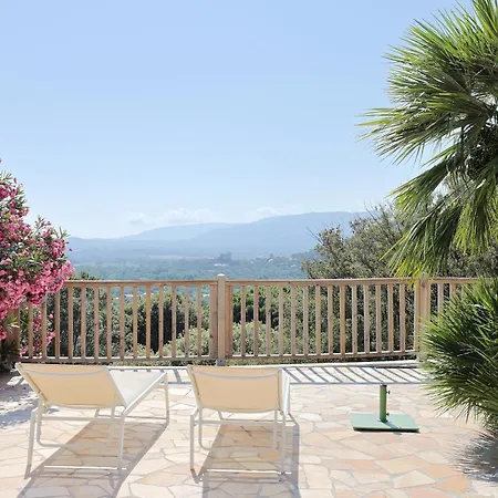 Luma, 3 Avec Piscine Chauffee Figari (Corsica)