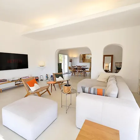 Luma, 3 Avec Piscine Chauffee Villa *