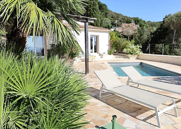 Villa Luma, 3 Avec Piscine Chauffee Figari (Corsica)