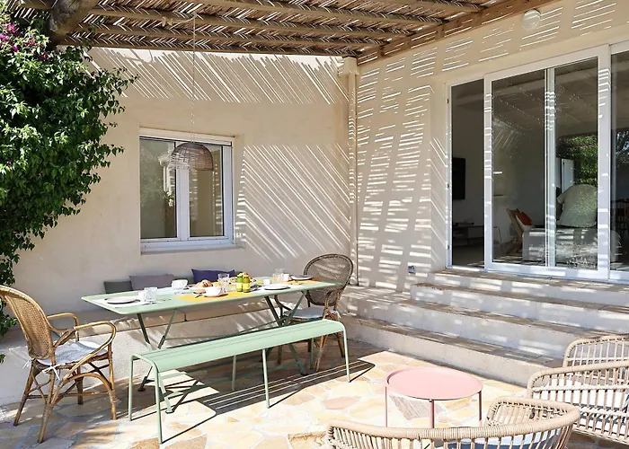 Villa Luma, 3 Avec Piscine Chauffée Figari (Corsica)