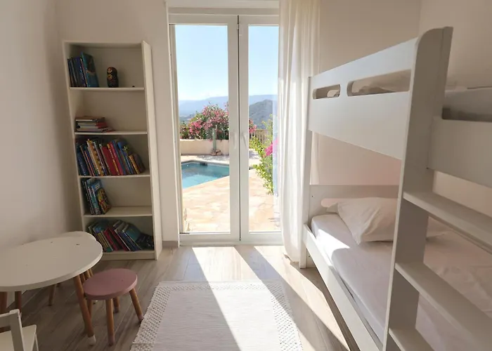 Villa Luma, 3 Avec Piscine Chauffee Figari (Corsica)