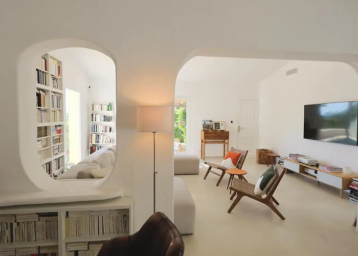 Luma, 3 Avec Piscine Chauffee * Figari (Corsica)