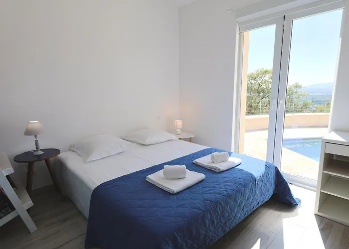 Luma, 3 Avec Piscine Chauffée *