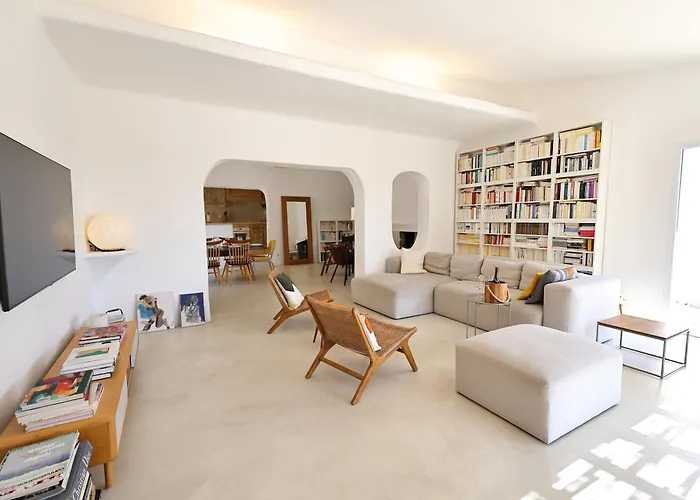 Luma, 3 Avec Piscine Chauffee Villa Figari (Corsica)